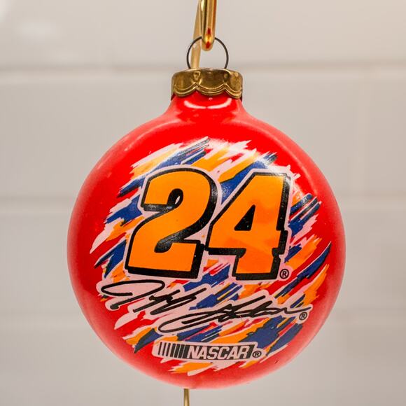 2001 Vintage NASCAR, Jeff Gordon, #24, Winner’s Circle Christmas Ornament - Picture 1 of 5